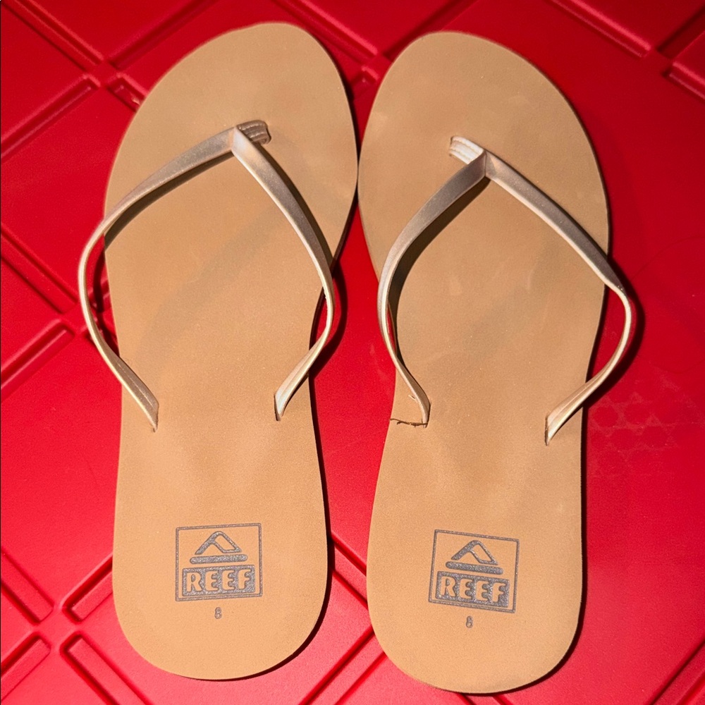 Reef Beige Sandals